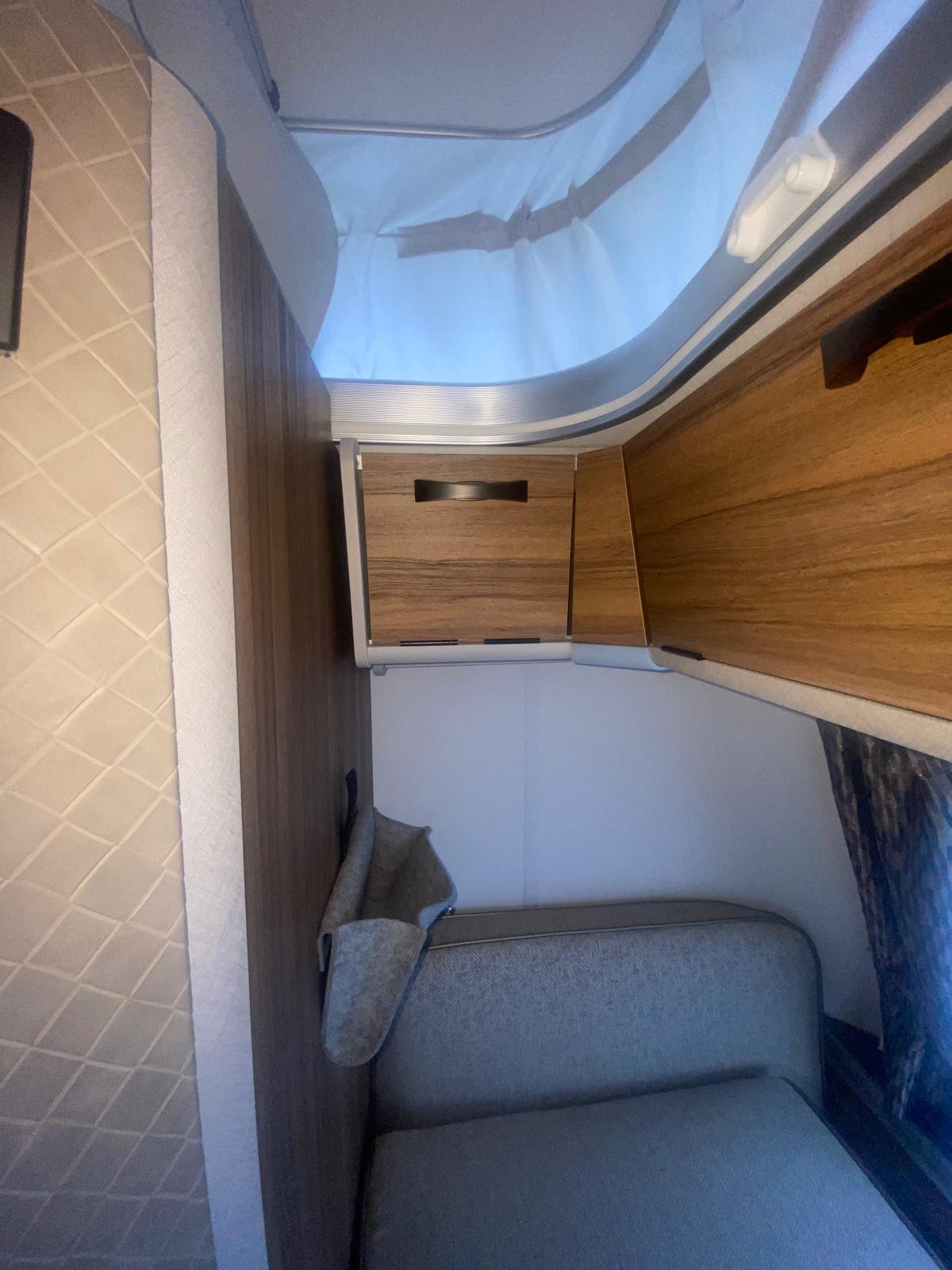 Letto matrimoniale Eriba Touring 542